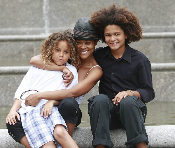 EXCLUSIVE: Robin Givens strolls through midtown with her sons, Buddy and Billy