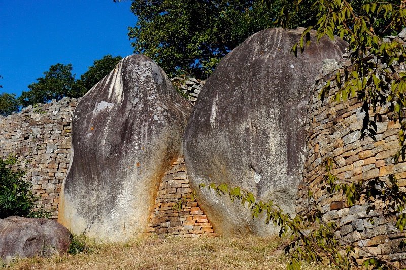 wall of zimbabwe 506