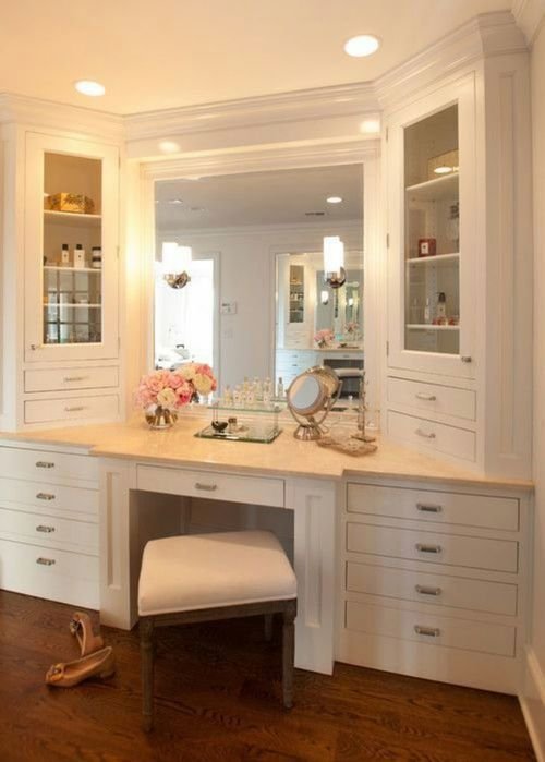 Make-up Vanities