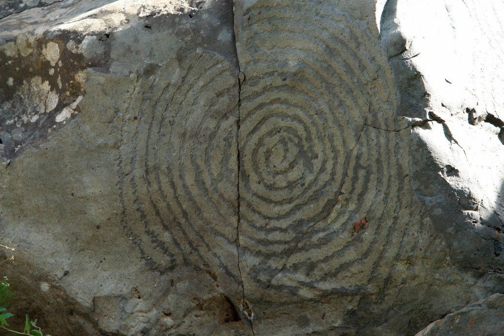 Petroglyphs on the Canary Islands 00