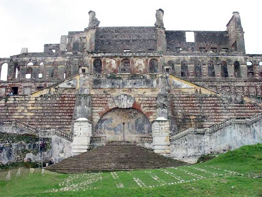 Sans Souci Palace 01