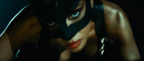 Halle Berry As Catwoman 09