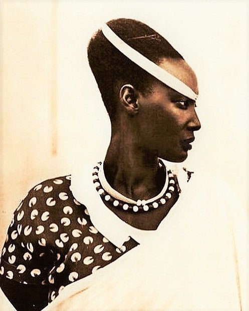 Princess Emma Bakayishonga of Rwanda & the $2.4 million Watussi Woman artwork