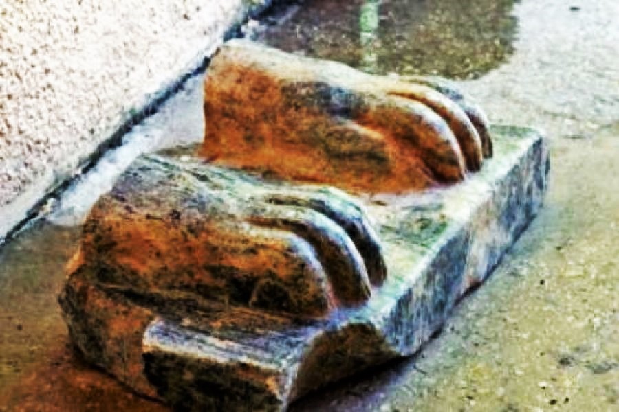 Sphinx statue foot