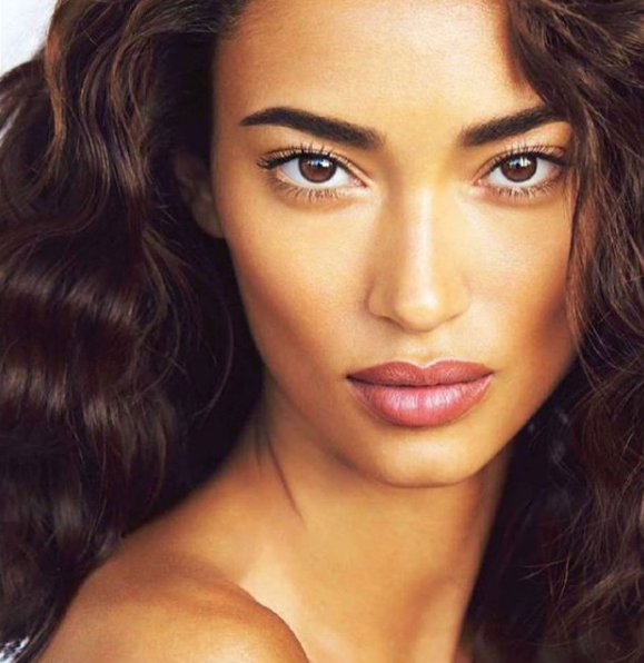 anais mali 104