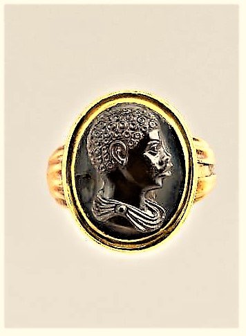 Italian Gold Ring Depicting An African Boy?