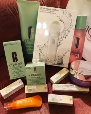 @clinique Great skin care products and makeup:-)
#nails #nail #fashion #style #socialsteeze #cute #beauty #beautiful #instagood #pretty #girl #girls #stylish #sparkles #styles #gliter #nailart #art #photooftheday #unhas #preto #branco #rosa #love #shiny #polish #nailpolish #nailswag